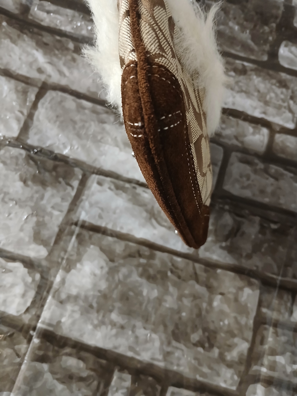 Coach Brown Signature Canvas wrislet with Trim Faux Fur - Picture 5 of 9